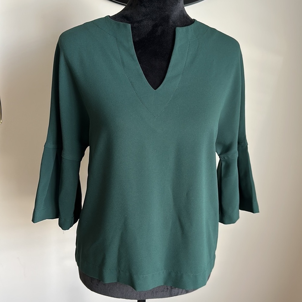 Trina Turk Short Sleeve Blouse - Picture 8 of 10